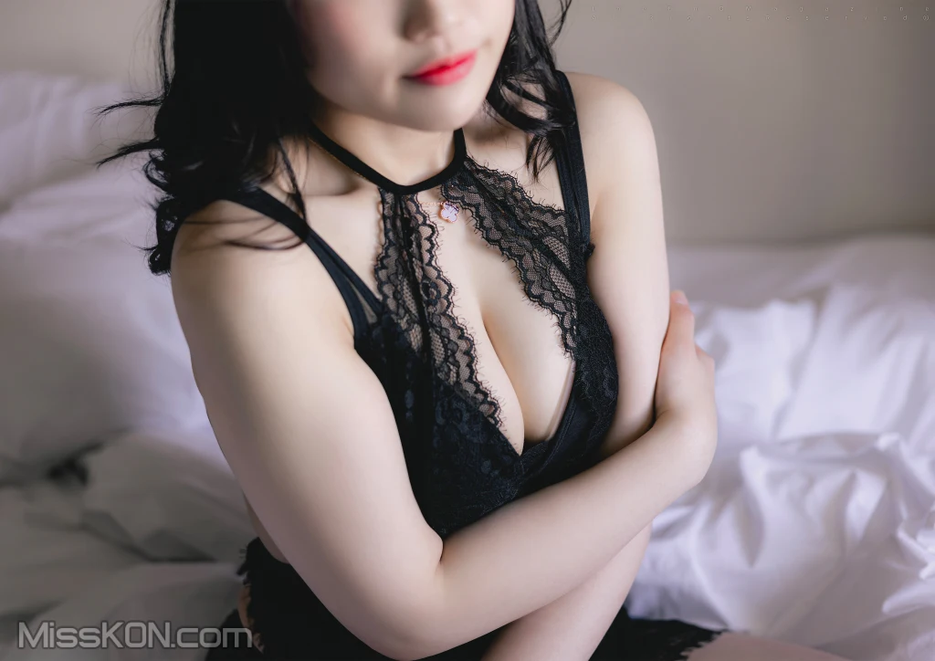ION: Cozy Moment With You (53 photos)  photo 1-18