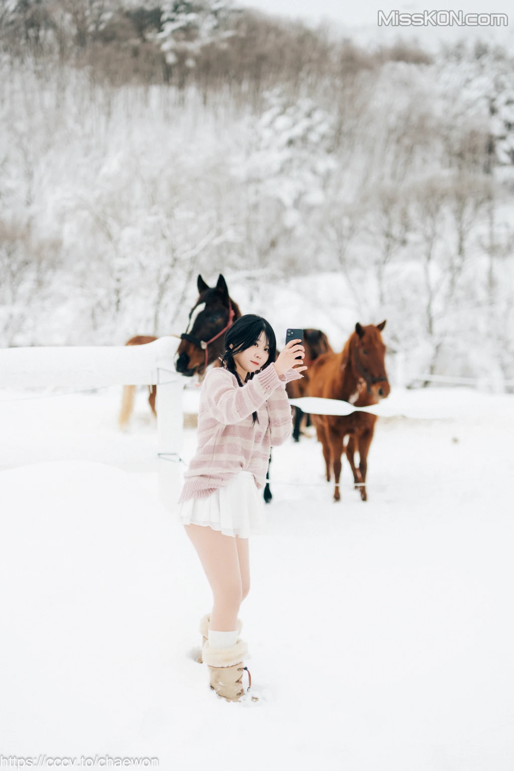 [Loozy] Zia (지아): Snow Girl (114 photos )  photo 2-2