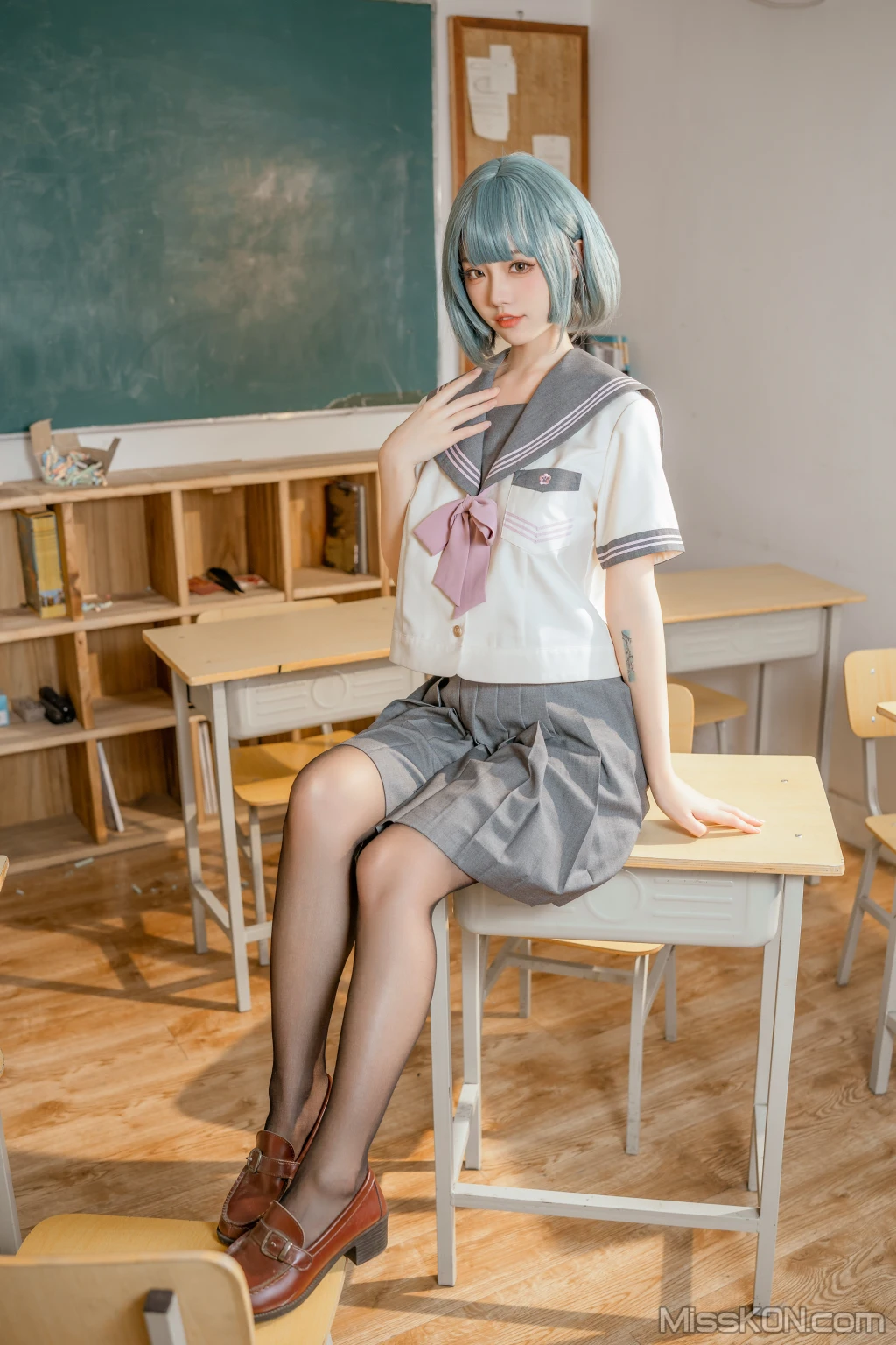 Coser@桃良阿宅: 不良JK (106 photos)  photo 4-2