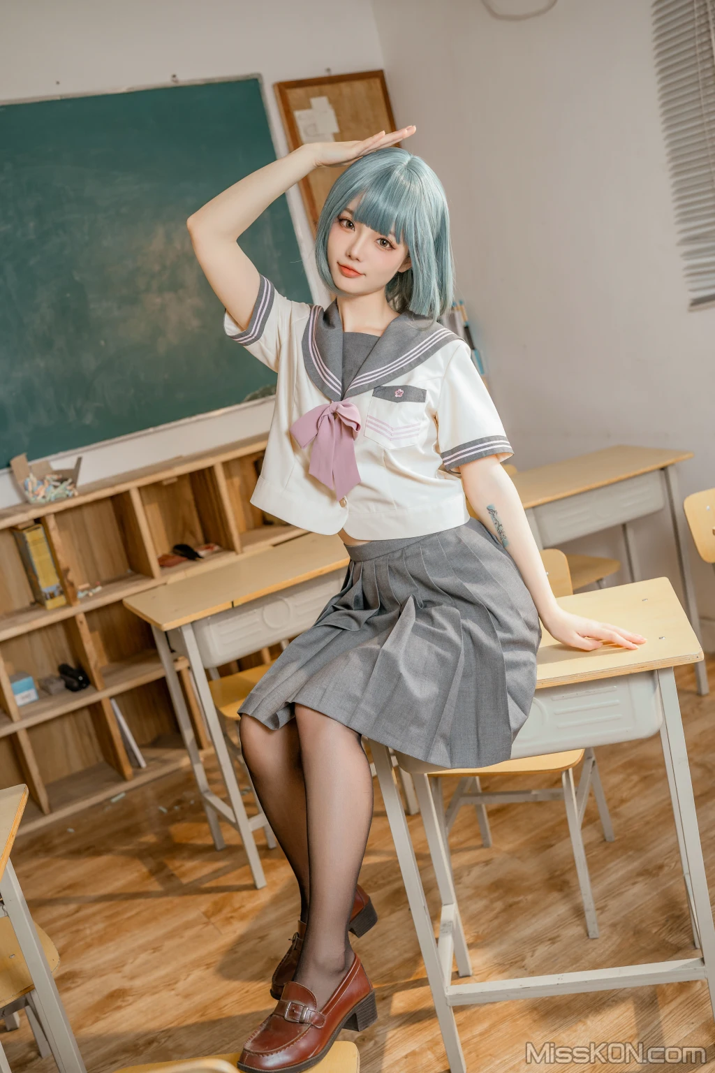 Coser@桃良阿宅: 不良JK (106 photos)  photo 4-13