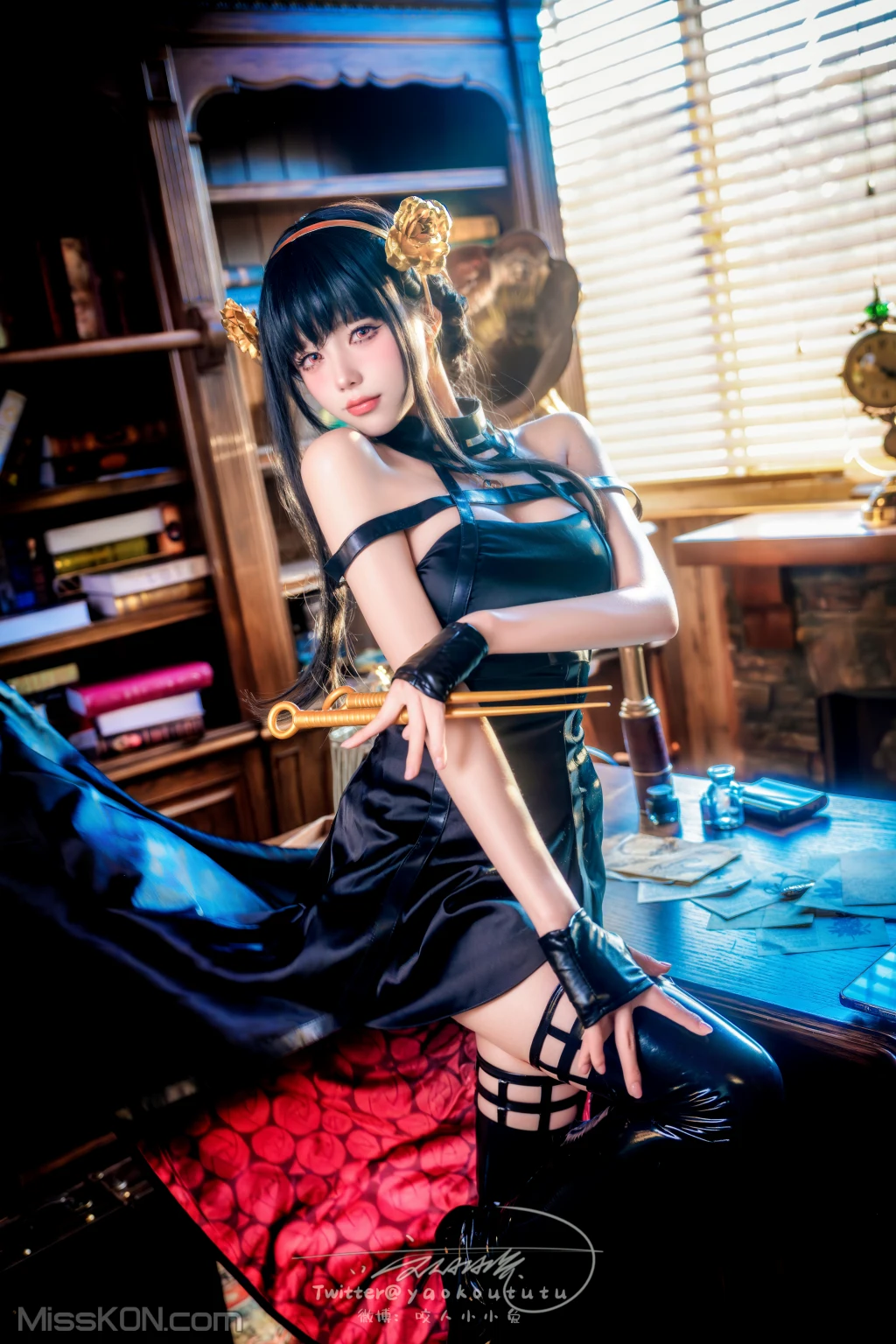 Coser@黏黏团子兔: 约尔太太 (80 photos )