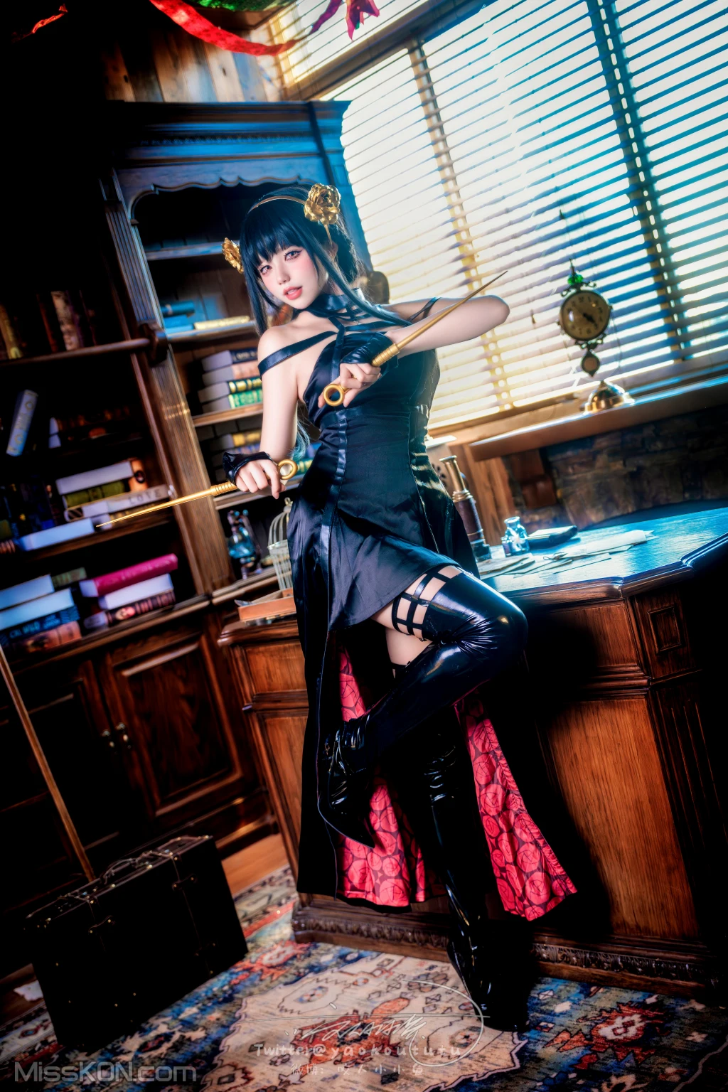 Coser@黏黏团子兔: 约尔太太 (80 photos )