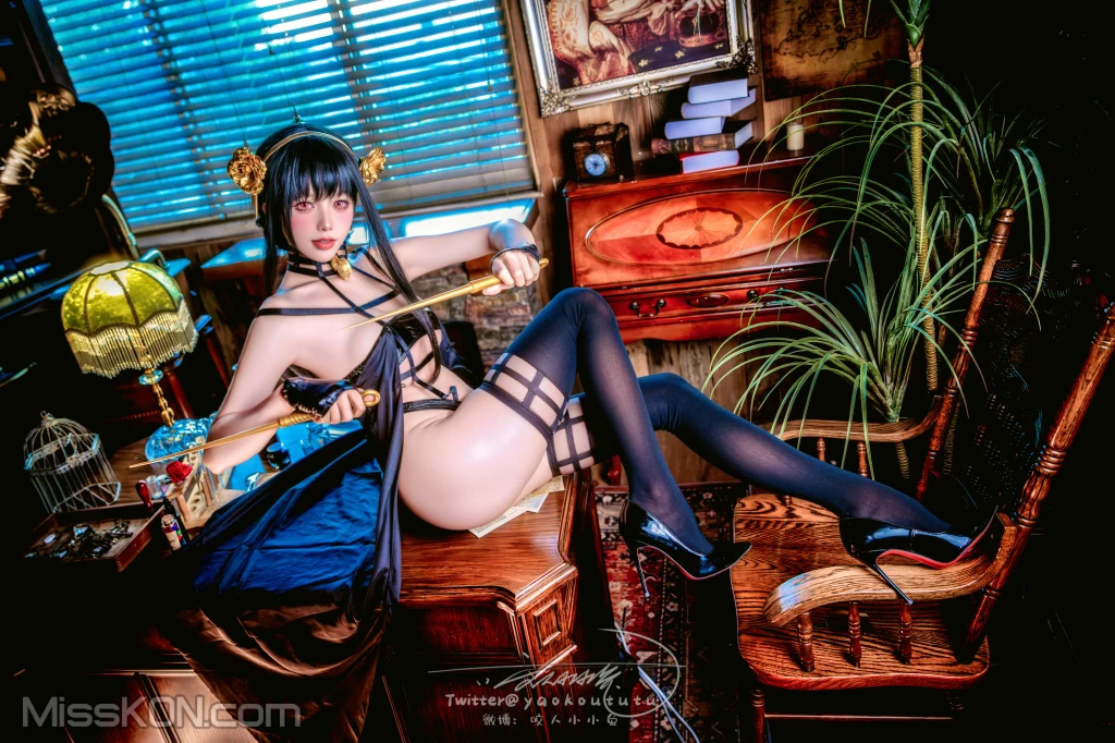 Coser@黏黏团子兔: 约尔太太 (80 photos )