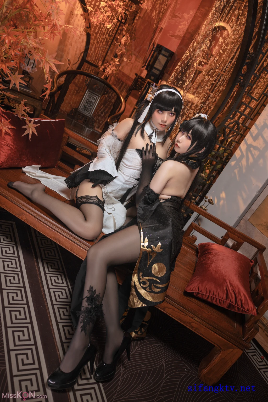 Coser@九言: 喜茶苍苍子 碧蓝航线 镇海白黒双人 (34 ảnh )