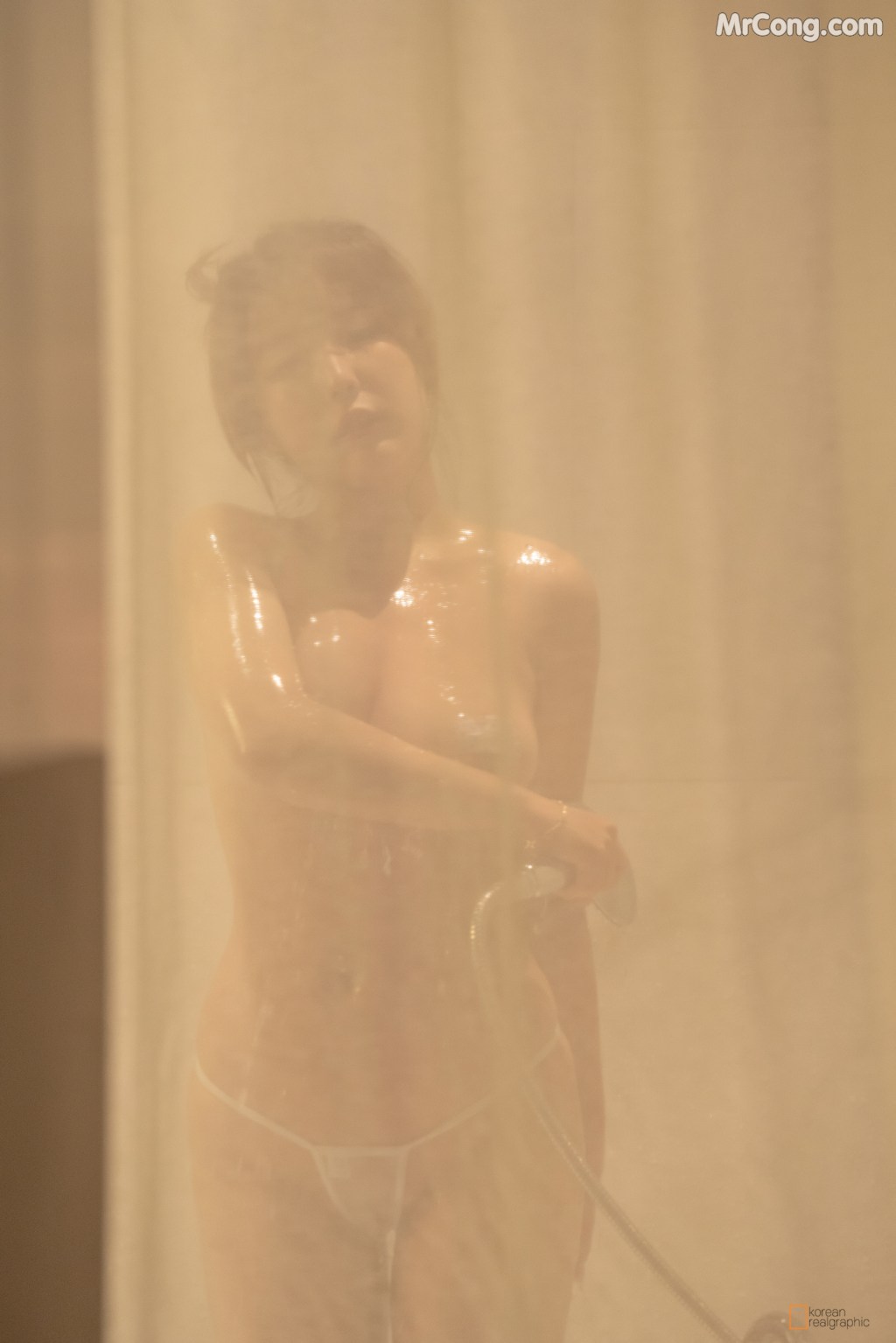 [Korean Realgraphic] No.46: Taking a shower (49 photos ) photo 1-19