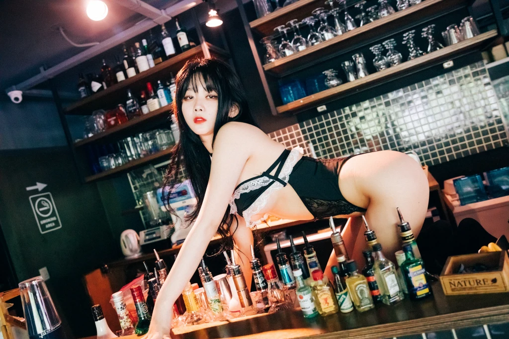 [Loozy] Zia (지아) - SM Bar (211 photos) photo 1-6