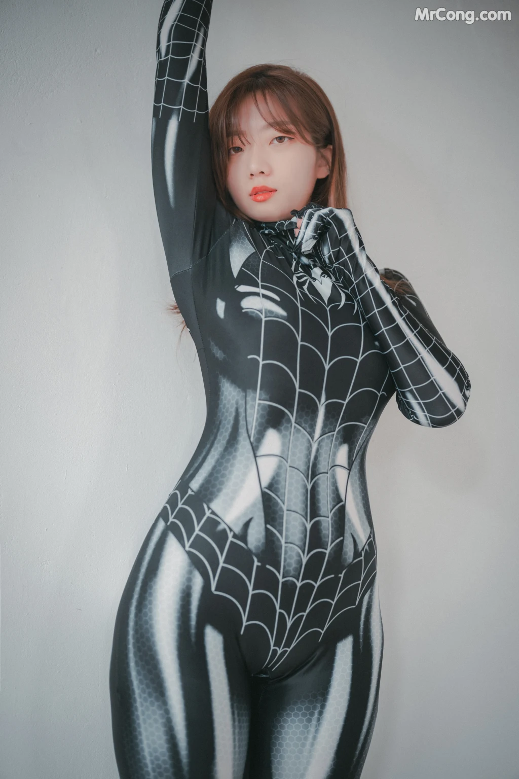DJAWA Photo - Koby: "The Curvy Spider Girl + S.ver" (71 photos) photo 2-13