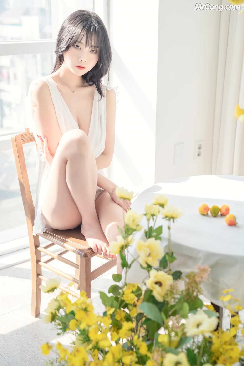 [Patreon] Yuna (유나): Flowers (26 photos) photo 1-19