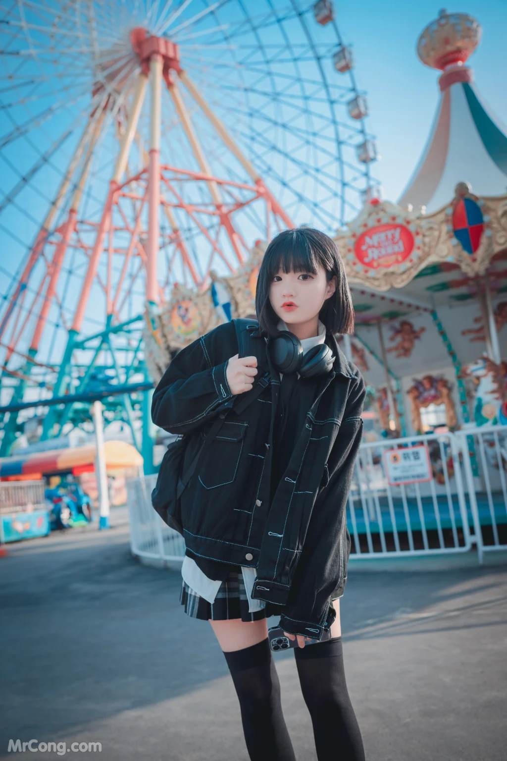 DJAWA Photo - Jeong Jenny (정제니): "Theme Park Girl" (162 photos) photo 8-5