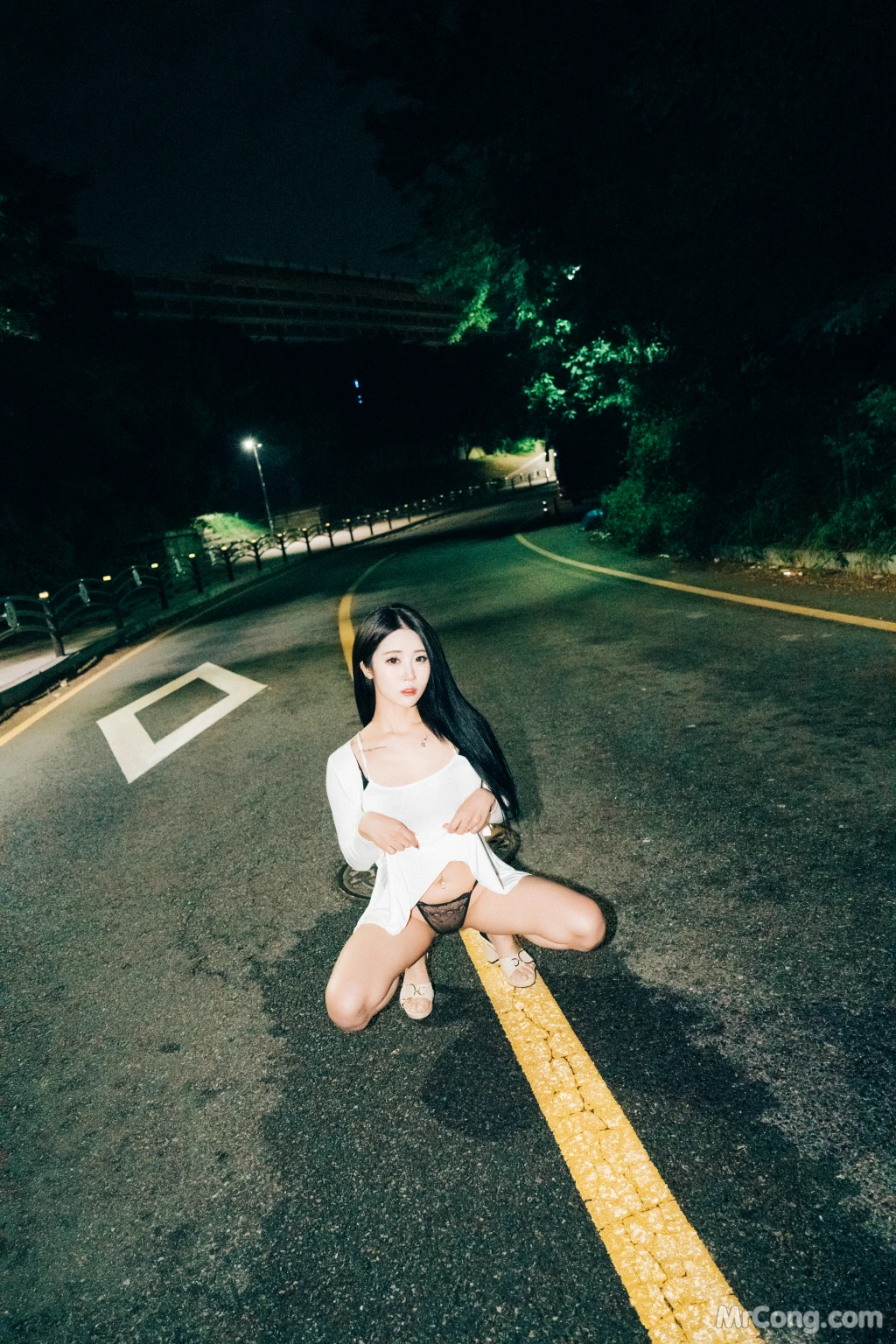 [Loozy] Bomi (보미): Night Roads (102 photos ) photo 1-5