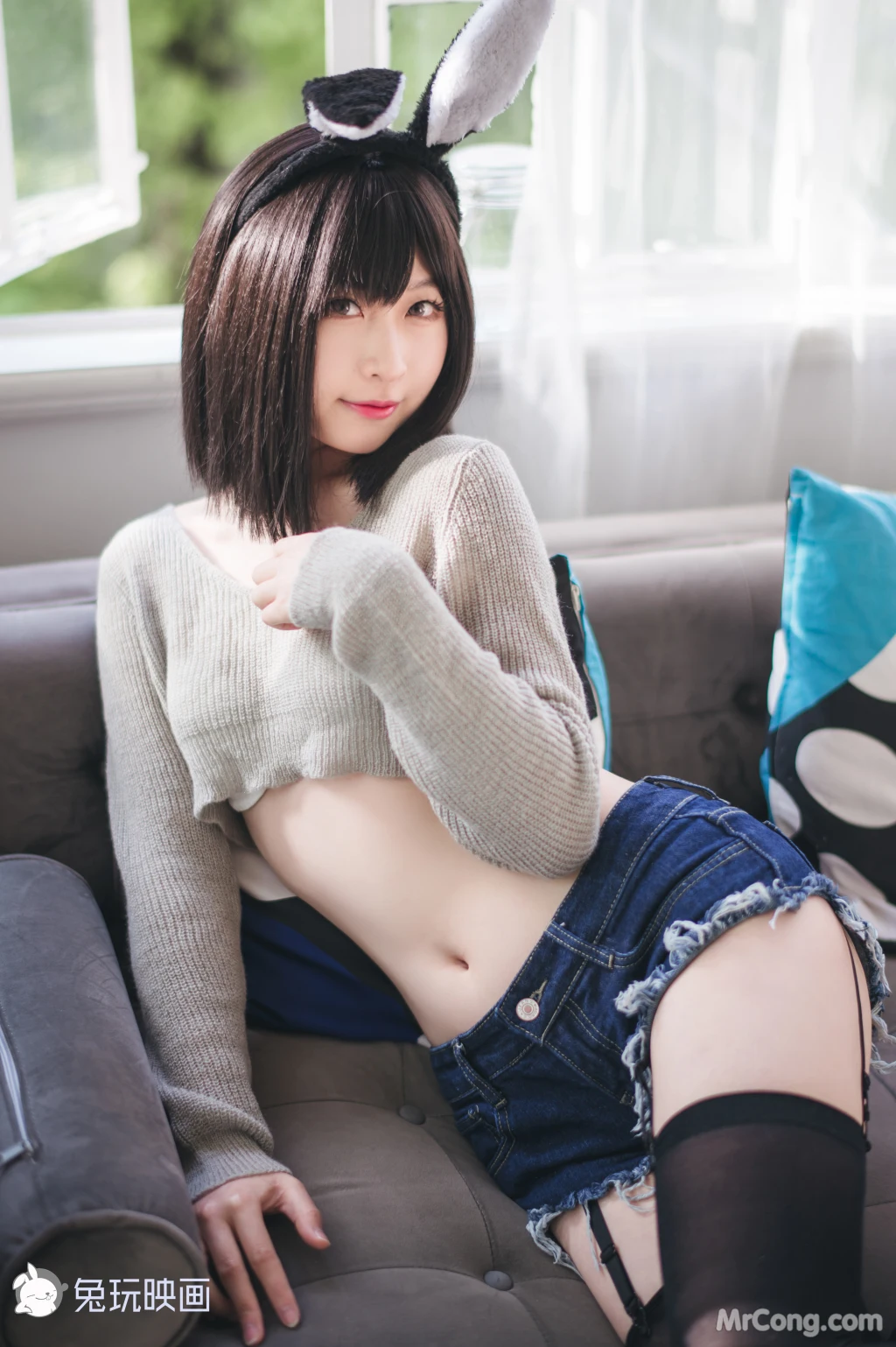 Cosplay@兔玩映画 Vol.041: 毛衣热裤 (40 photos) photo 1-7