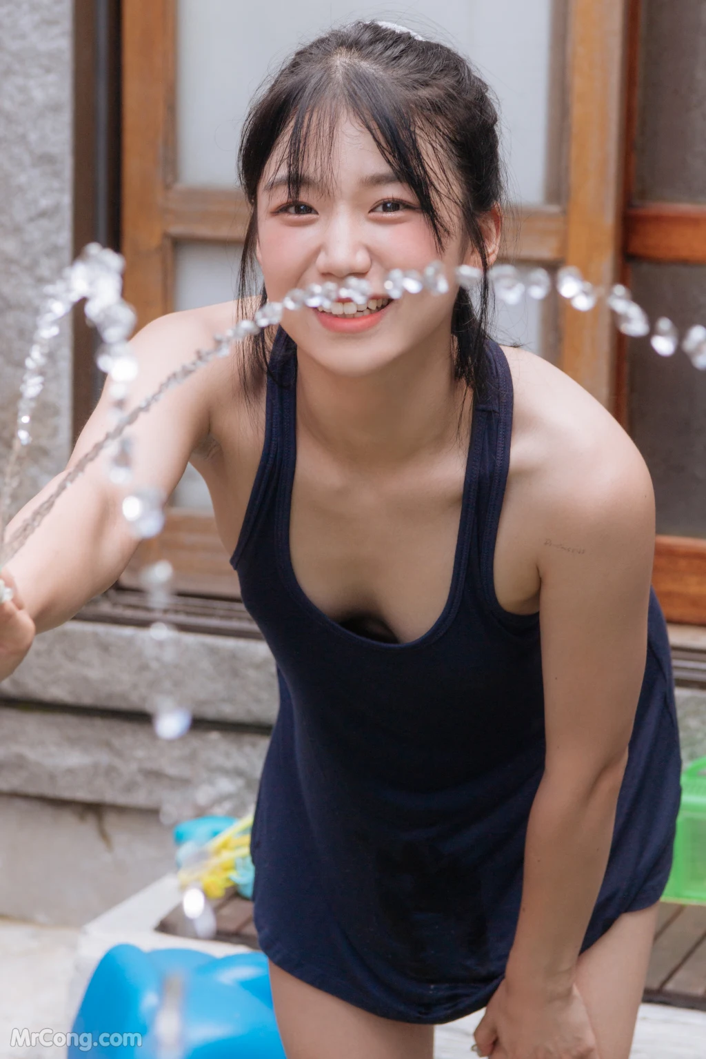 [MilkyBomb] Yui: Vol.1 Last Summer (192 photos) photo 1-8