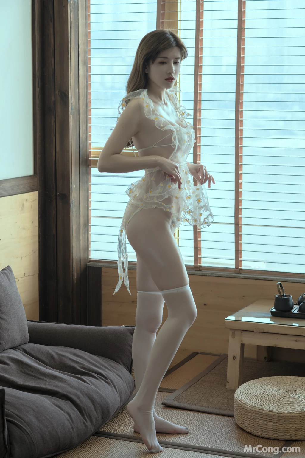 Coser@鹿八岁: 白色围裙 (40 photos) photo 1-19