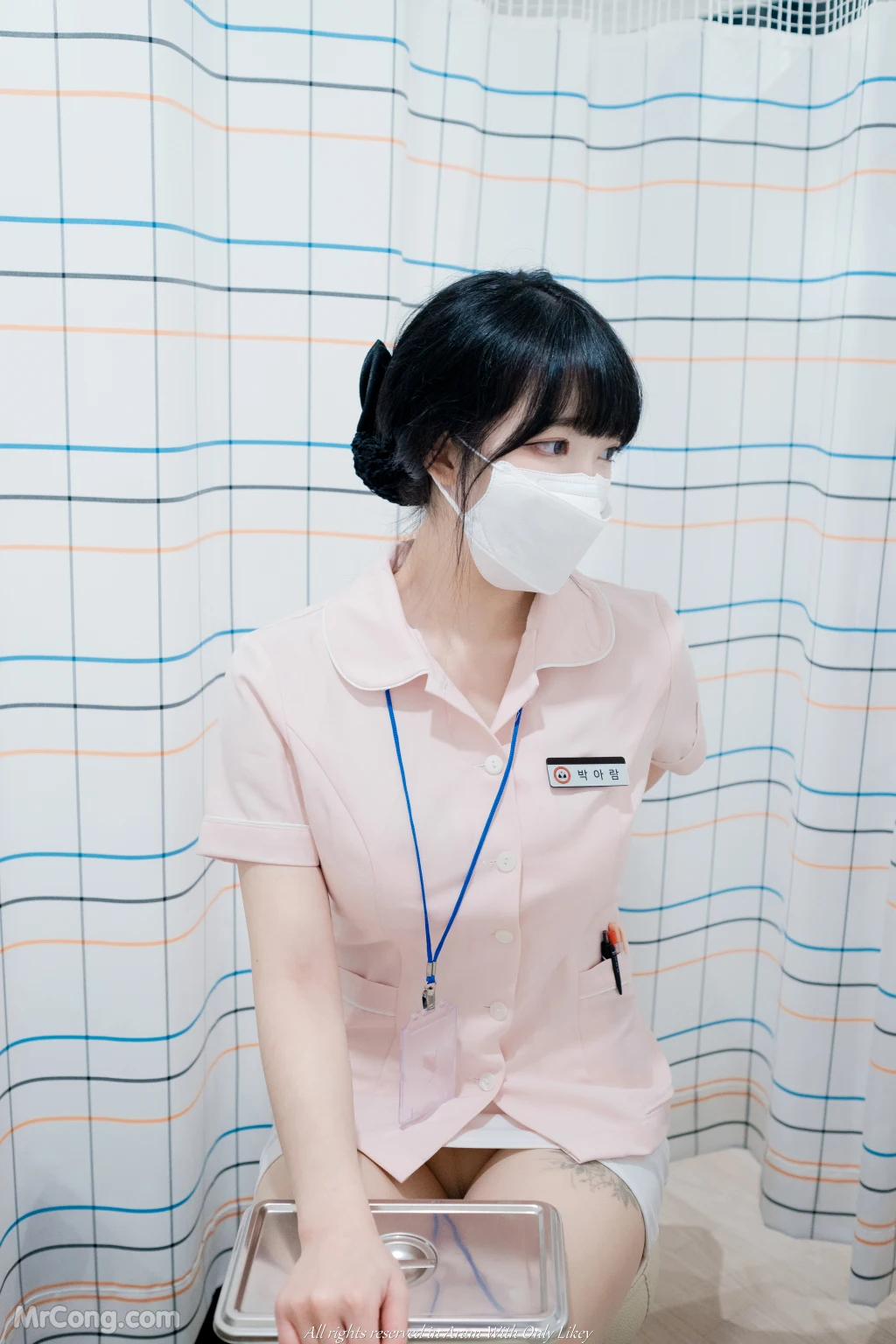 [LIKEY] Aram (아람): A Urologist Nurse (55 photos) photo 1-3