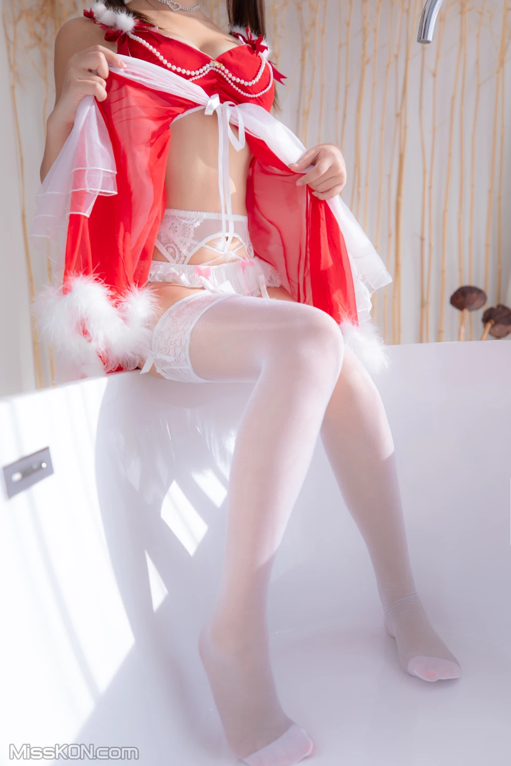 Coser@神楽坂真冬 Vol.056: 电子相册-天使的愿望《天使への願い》 (150 photos)  photo 4-0