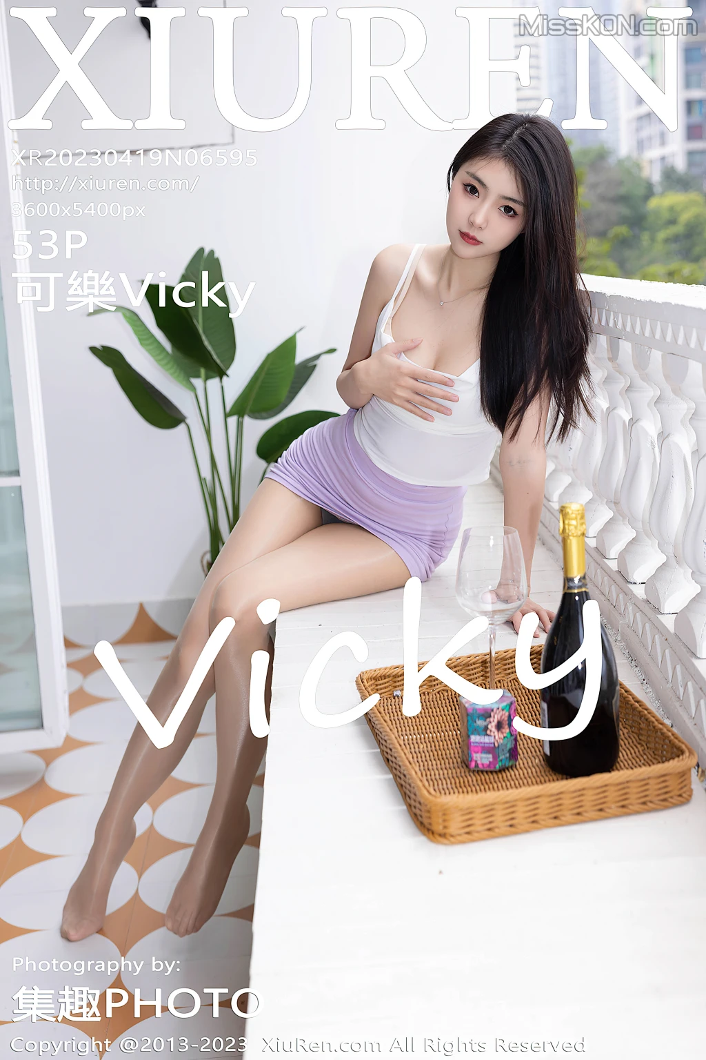 XIUREN No.6595: Ke Le Vicky (可樂Vicky) (54 ảnh)