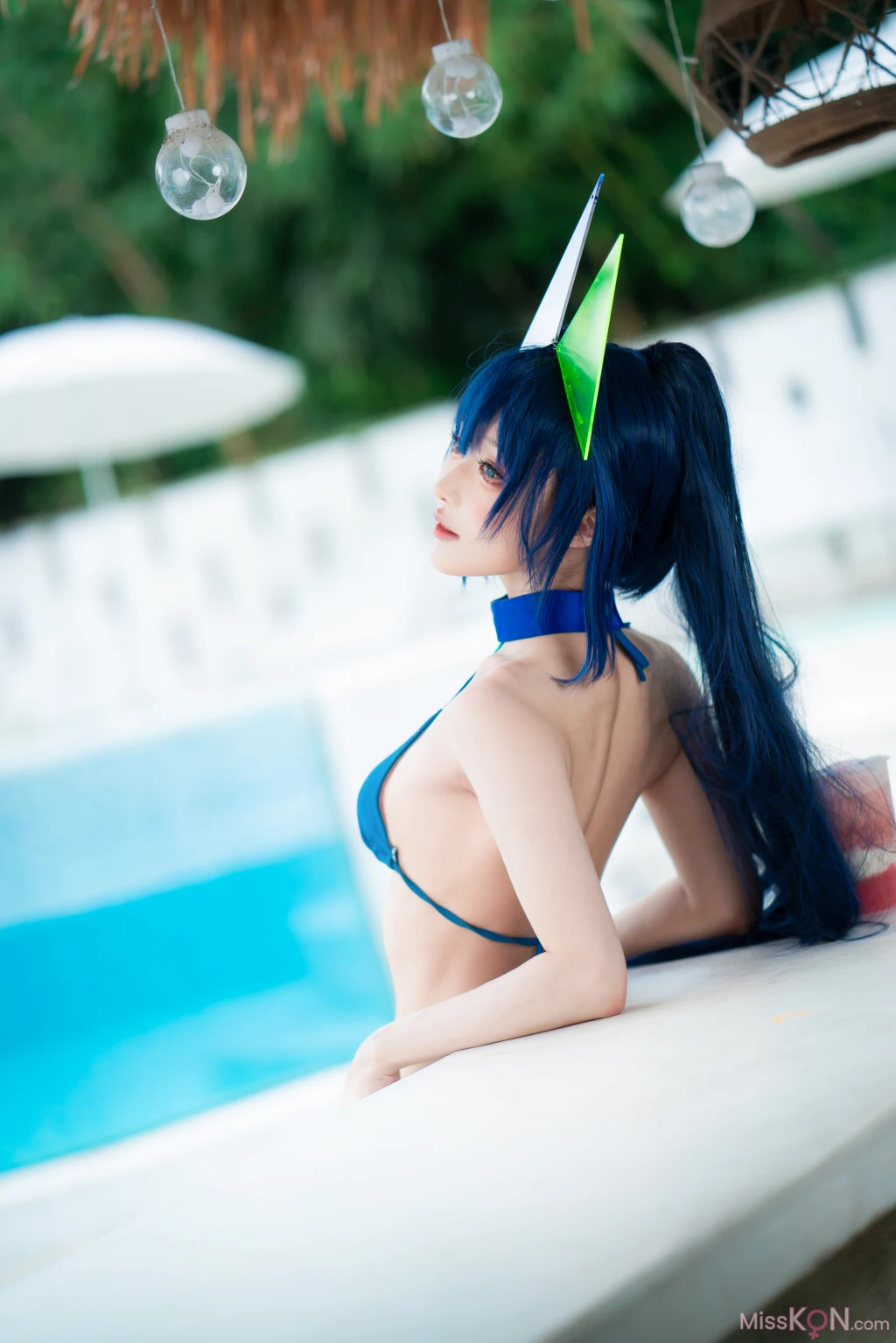 Coser@阿包也是兔娘: 花园泳装 (35 photos)