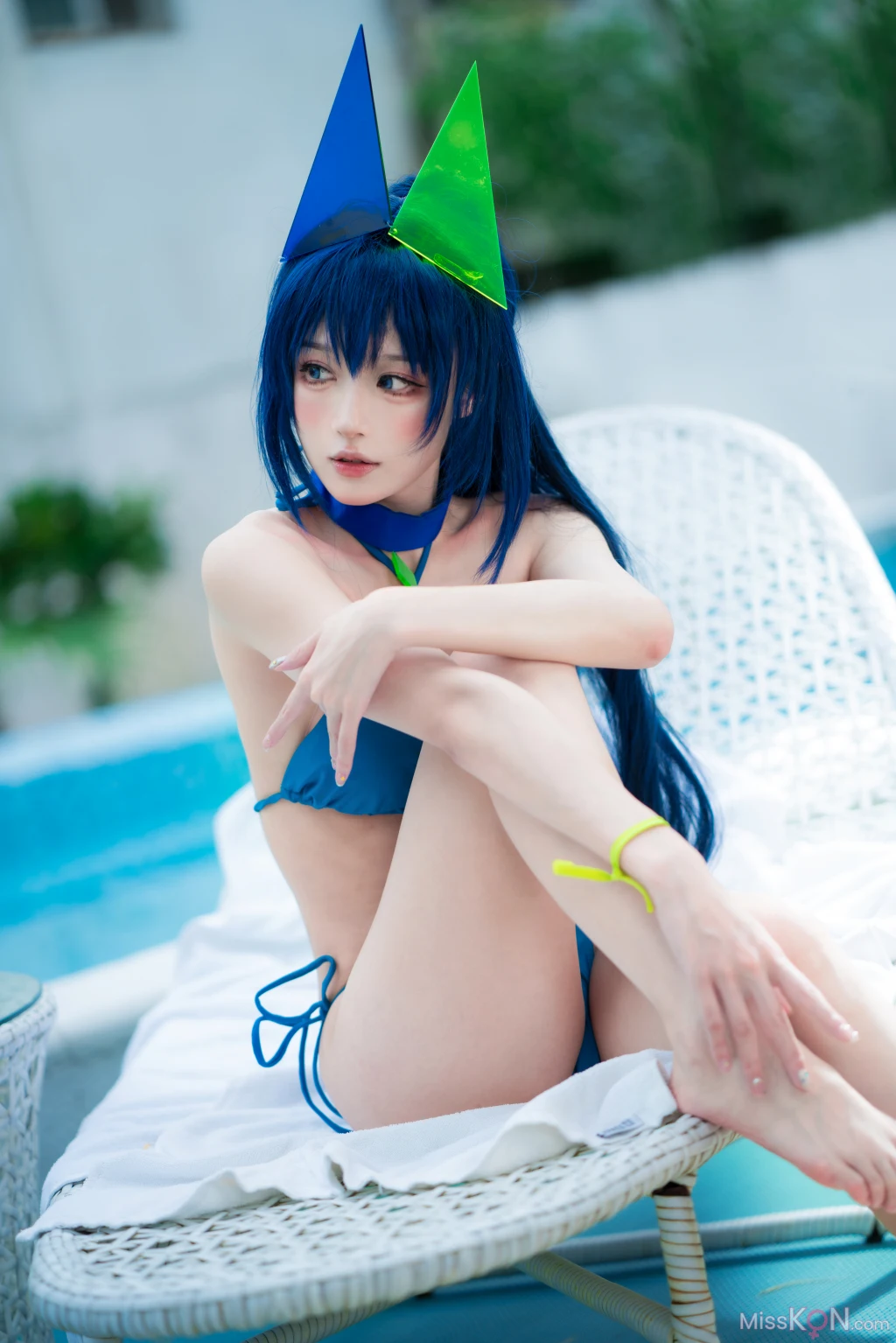 Coser@阿包也是兔娘: 花园泳装 (35 photos)