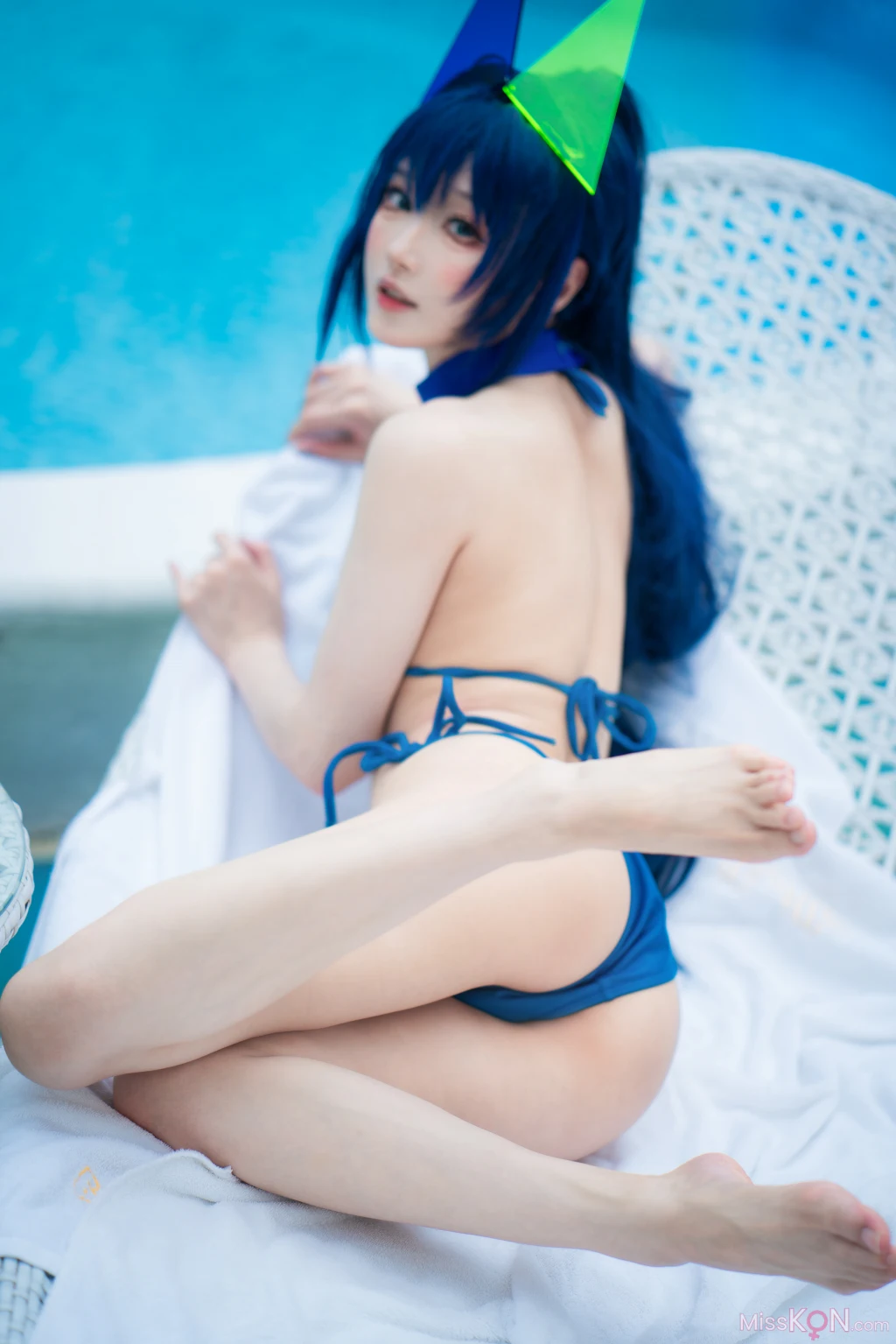 Coser@阿包也是兔娘: 花园泳装 (35 photos)