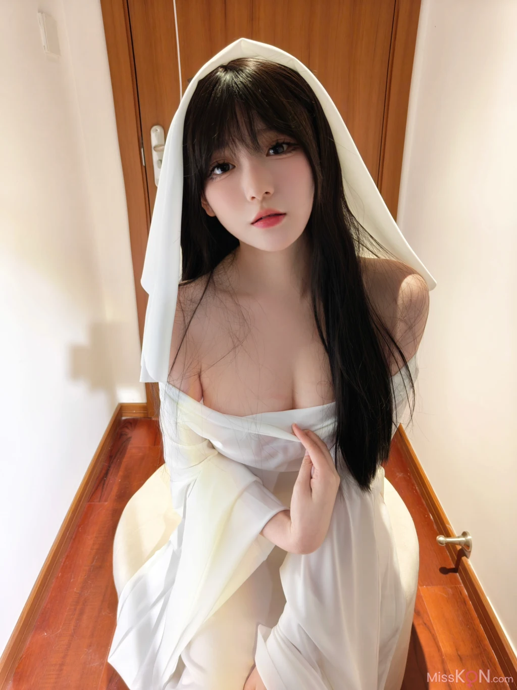 Coser@发条少女 (迷之呆梨): 2024年10月fantia会员订阅合集(8套） (141 photos )