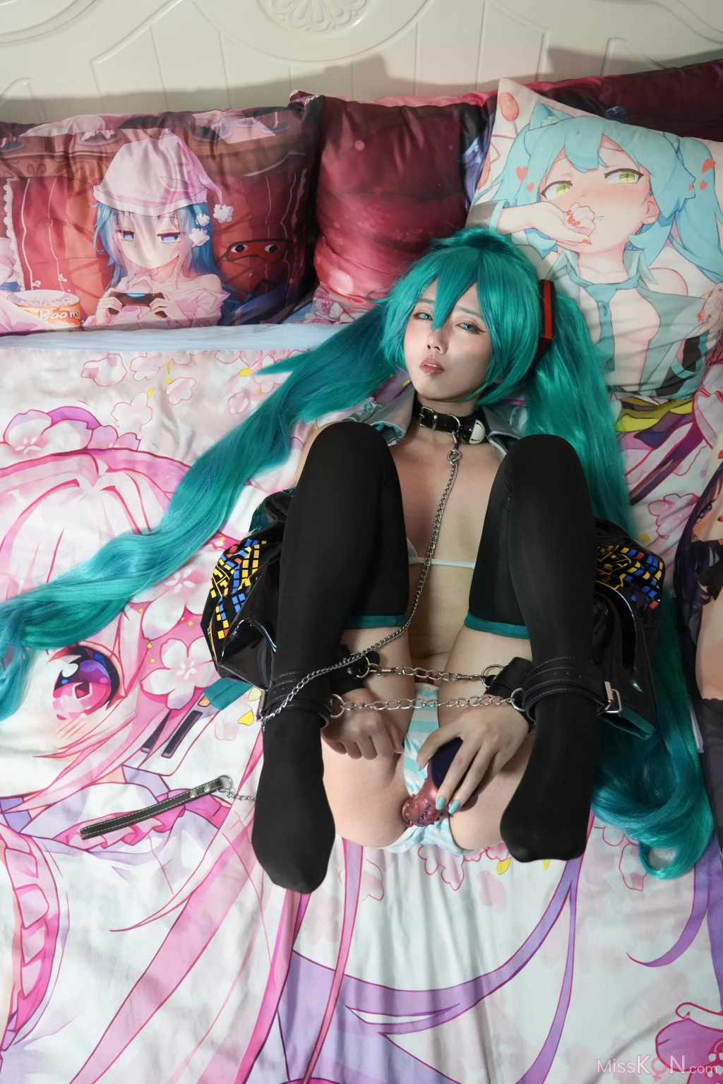 Coser@絞肉姬Walküre: Miku (50 photos)