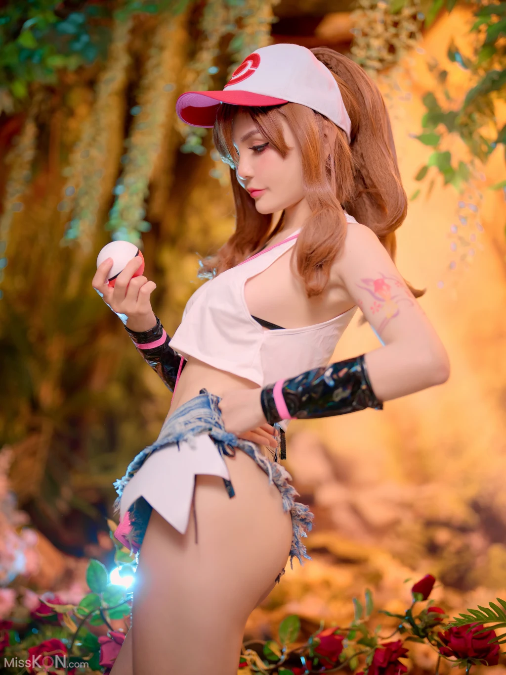 Coser@Joyce Lin: Hilda (Pokemon) (43 ảnh)