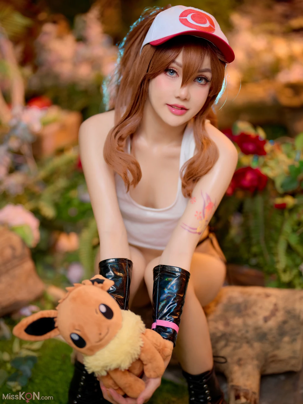 Coser@Joyce Lin: Hilda (Pokemon) (43 ảnh)