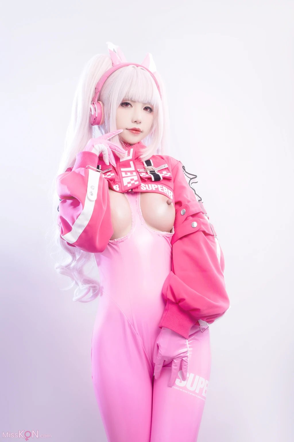 Coser@爆机少女喵小吉 (Nekokoyoshi): NIKKE 爱丽丝 (78 photos )