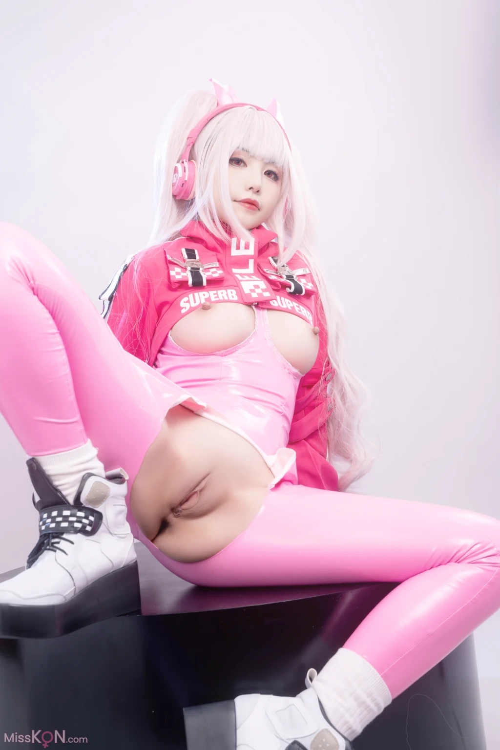 Coser@爆机少女喵小吉 (Nekokoyoshi): NIKKE 爱丽丝 (78 photos )