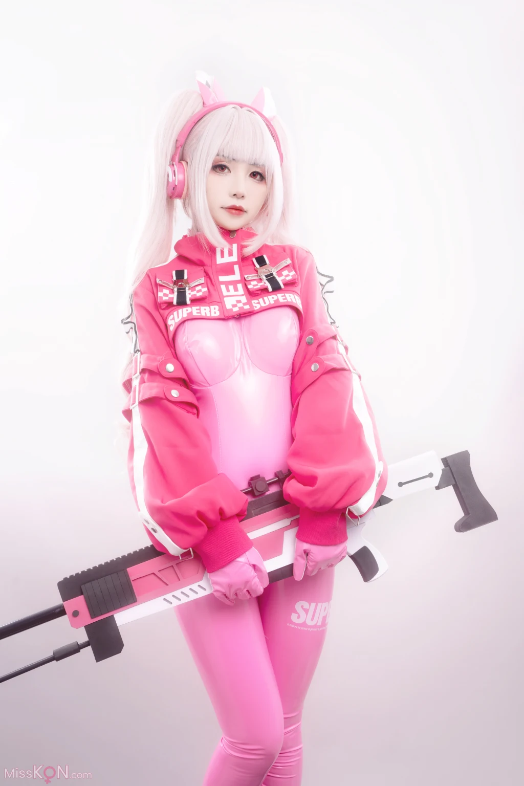 Coser@爆机少女喵小吉 (Nekokoyoshi): NIKKE 爱丽丝 (78 photos )