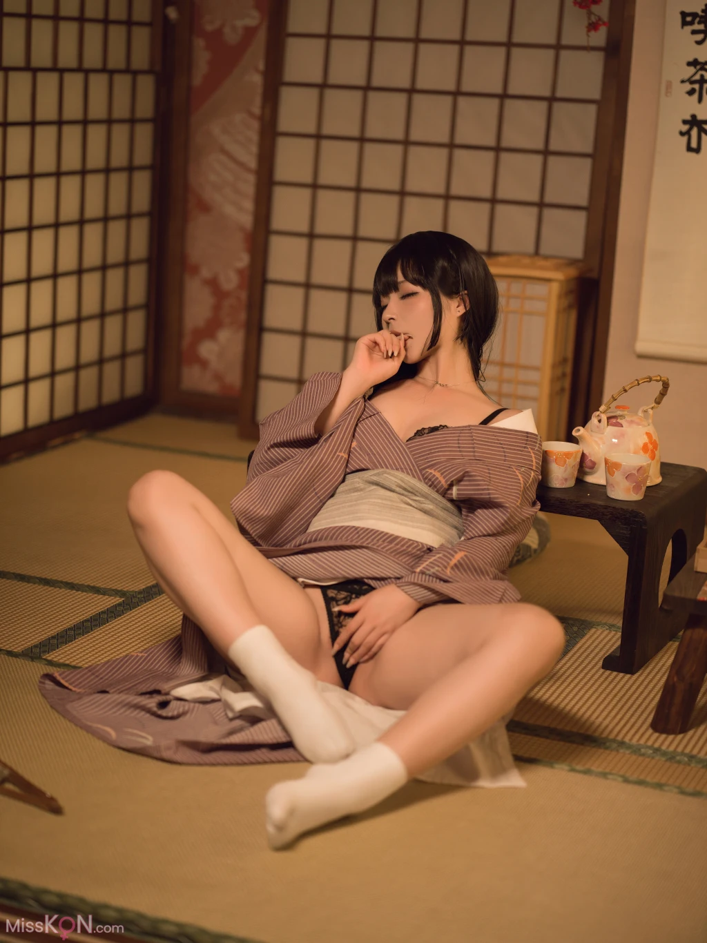 Coser@yuuhui玉汇: 独居的寡姐 (135 photos )