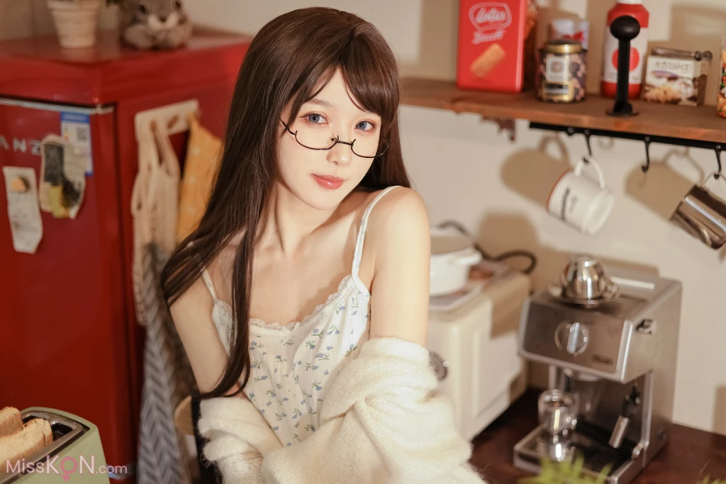 Coser@阿包也是兔娘: 轻熟女 (34 ảnh)