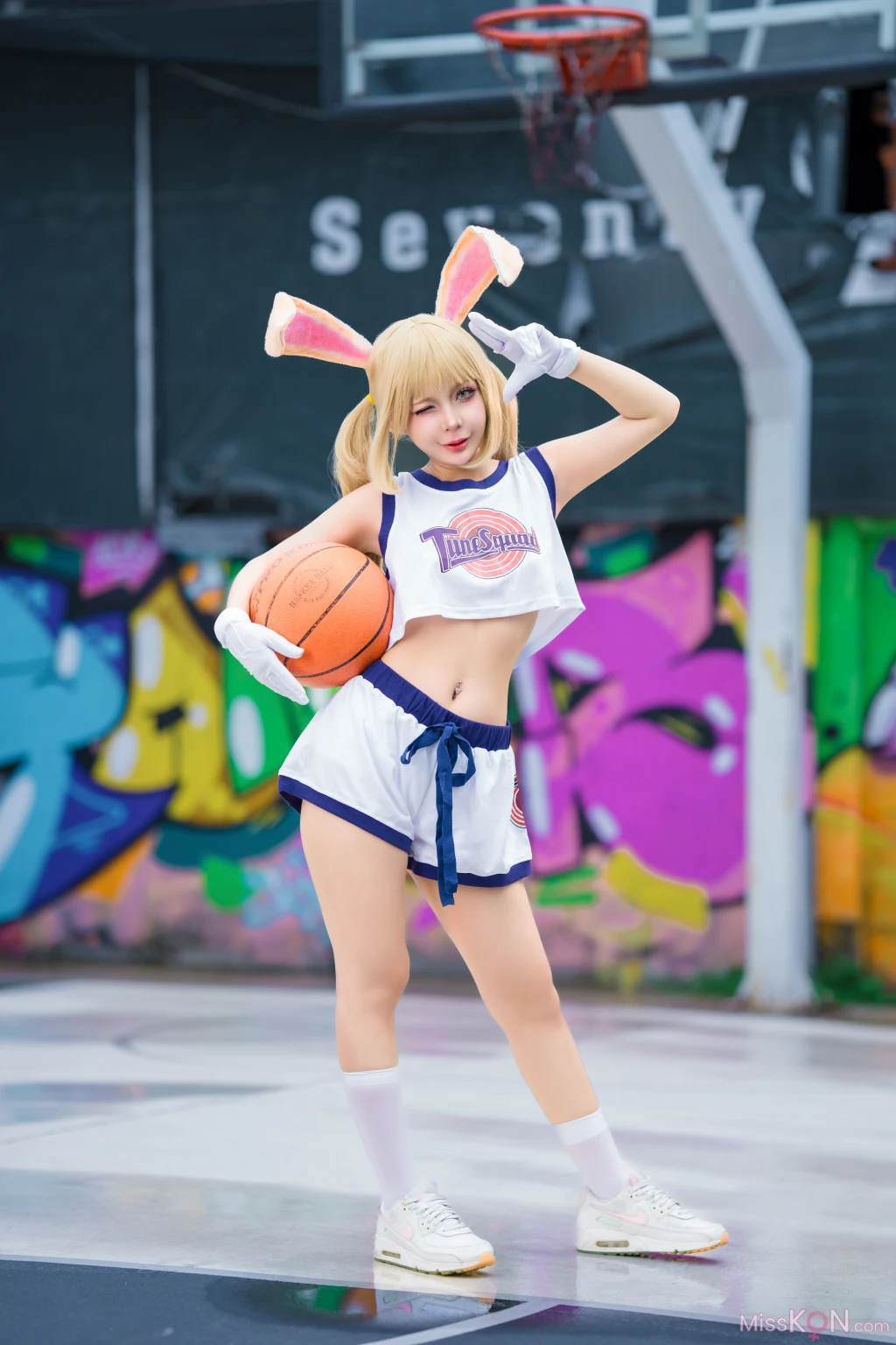 Coser@UmekoJ: Lola Bunny (53 photos )