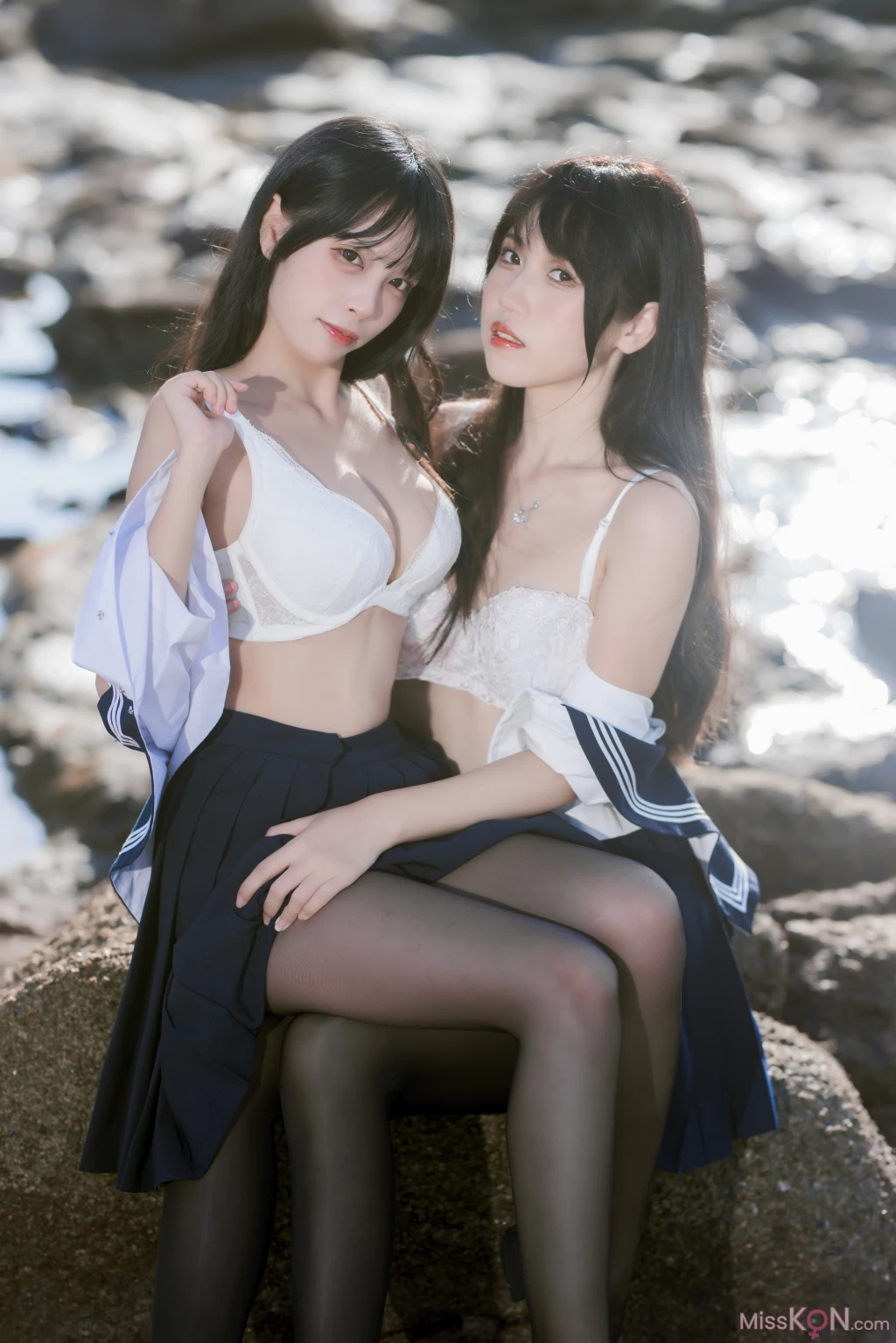 Coser@不呆猫 &amp; 三無人型: 水手服百合黑丝 (51 photos )