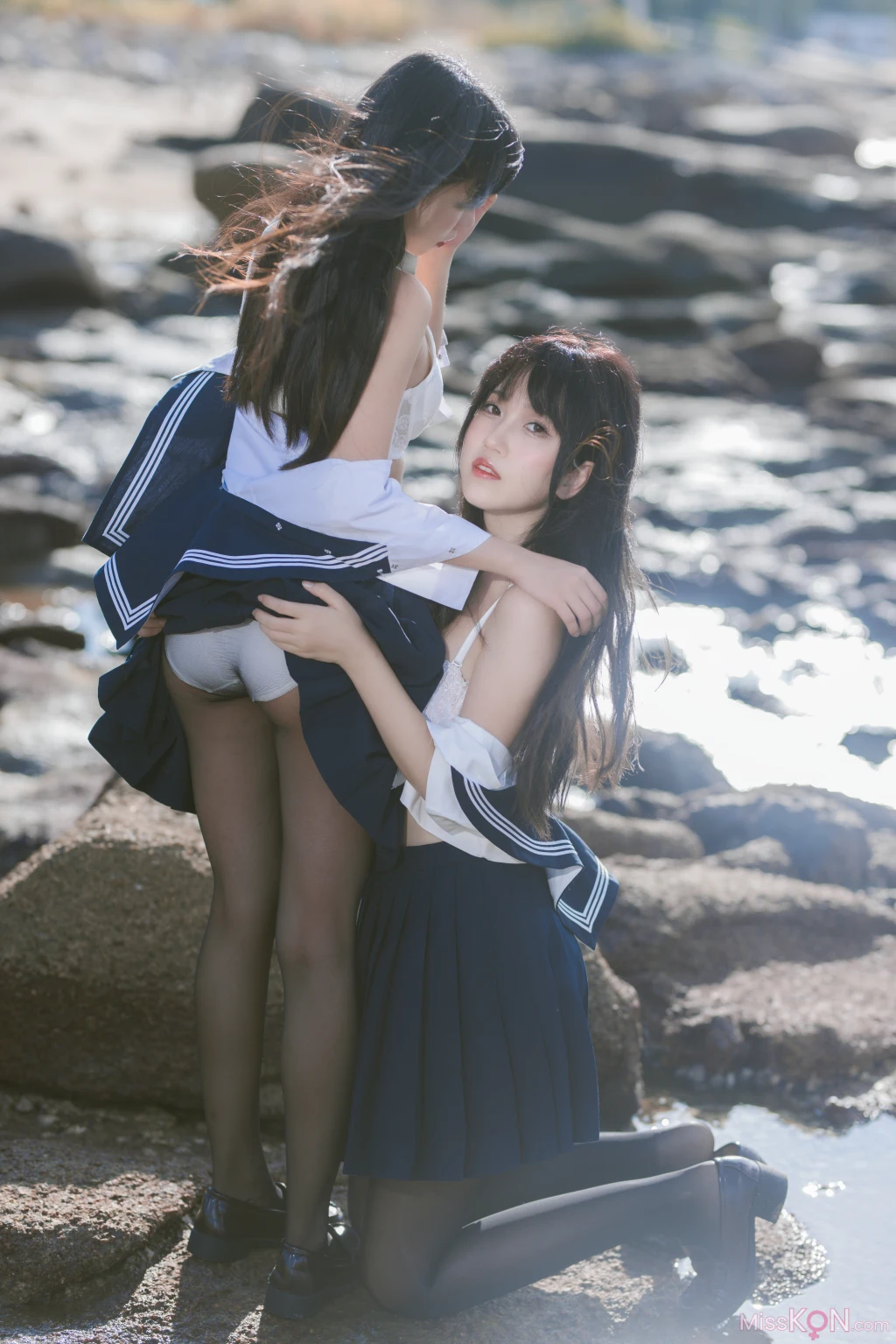 Coser@不呆猫 &amp; 三無人型: 水手服百合黑丝 (51 photos )