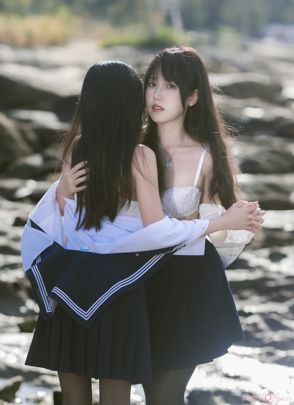 Coser@不呆猫 &amp; 三無人型: 水手服百合黑丝 (51 photos )